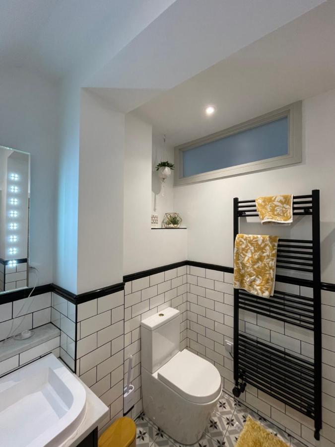 Lees Lookout Holt Appartement Holt  Buitenkant foto