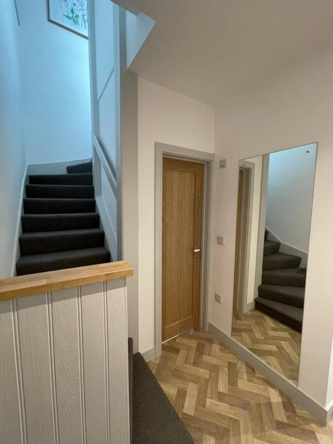Lees Lookout Holt Appartement Holt  Buitenkant foto